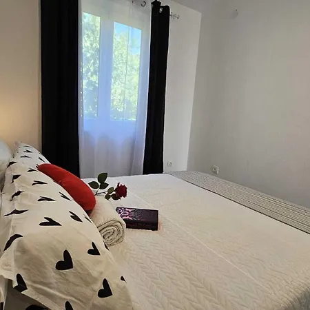 Korina Apartment