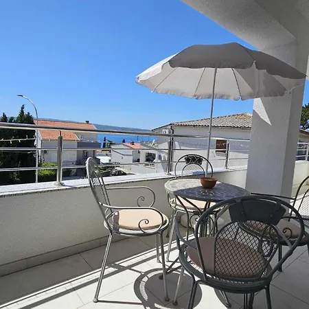 Korina Apartment Selce