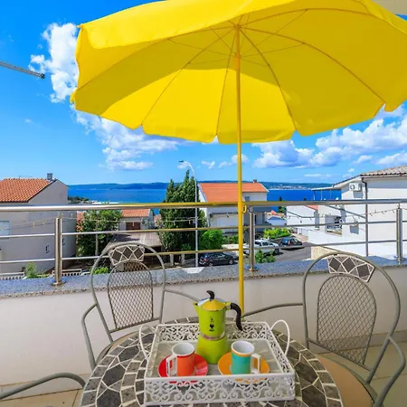 Apartment Korina Selce