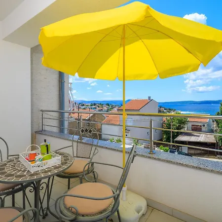 Apartment Korina Selce